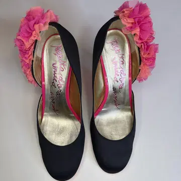 ODETTE E ODILE 블랙 하이힐 핑크 프릴 장식 약 10cm 힐