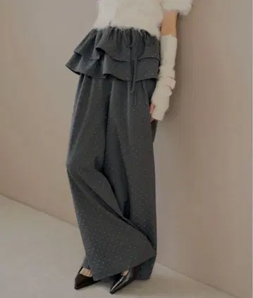 [ 당일 발송 ] chico 큐빅 루즈 슬랙스 팬츠