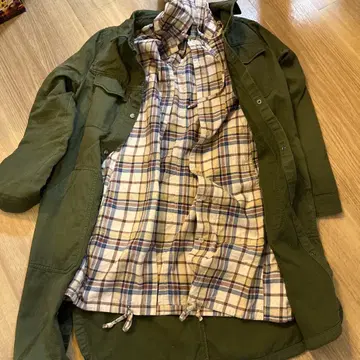 올리브 그린 모즈 코트 체크 이너 포함