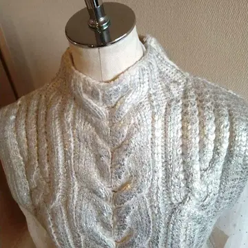 메탈릭 케이블 니트 베스트 ZARA 실버 M 사이즈