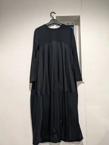 블랙 롱 원피스 긴팔