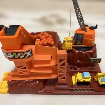 토미카, 공사장