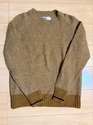 MHL. 니트 스웨터