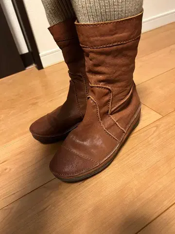 새상품급 천연 가죽 리브 니트 겹침 디자인 부츠