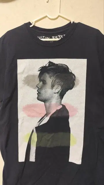 저스틴 비버 실루엣 T셔츠
