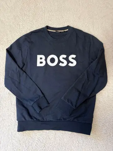 새상품급 BOSS 트레이닝복 사이즈 M