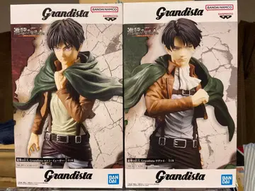 Grandista 진격의 거인 엘렌 리바이 피규어