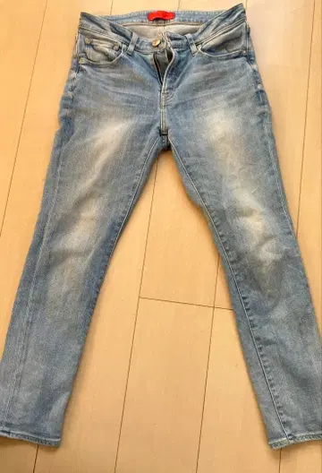 RED CARD 라이트 블루 슬림 핏 데님 25