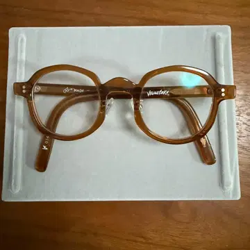 meganerock vector014 안경 락