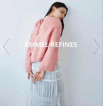 EMMEL REFINES EM 스팽글 테이프얀 니트 풀오버