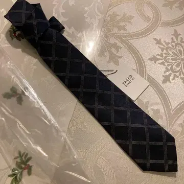 TAKEO KIKUCHI 네이비 체크 무늬 넥타이