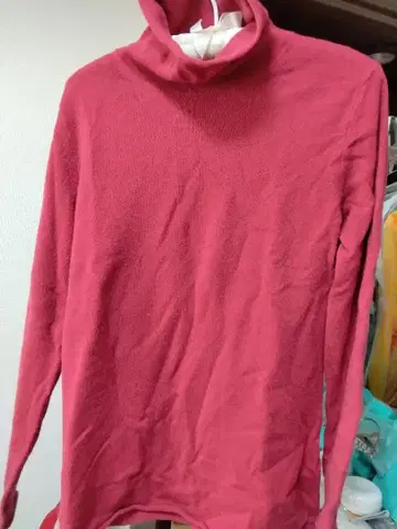 Peserico 핑크 터틀넥 니트