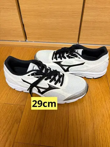 미즈노 러닝화 화이트/블랙