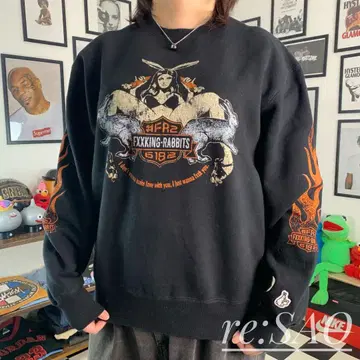 FR2 Bunny girl Crew Sweat