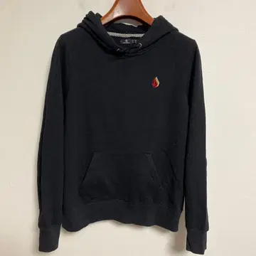 VOLCOM 블랙 속기모 후드티 볼컴 자수 로고 포함