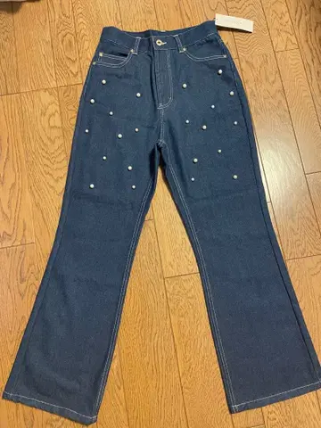 Feroux 랜덤 펄 데님