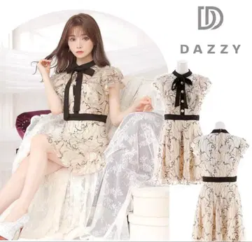 DAZZY [A라인] 넥 리본 플라워 전체 레이스 프릴 미니 원피스