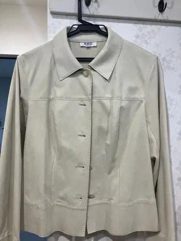 자유구 베이지 인조 가죽 테일러드 자켓 40 사이즈