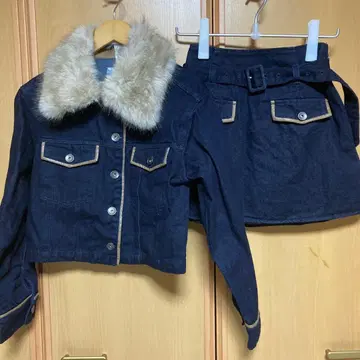 NICE CLAUP 퍼 포함 데님 자켓과 스커트 셋업 F