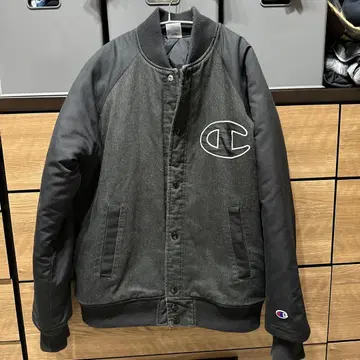 Champion 바시티 자켓 블랙 M 사이즈