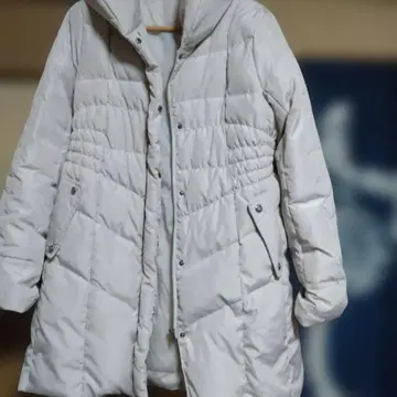 그레이 다운 자켓