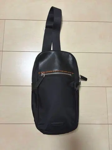 폴스미스 바디백/숄더백