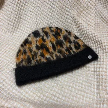rabanne 레오파드 니트 모자