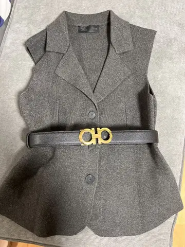 ZARA 테일러드 니트 베스트