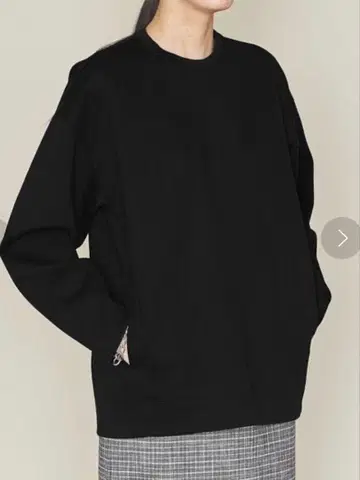 새상품급 ASTRAET 아스트라트 크루넥 풀오버 포켓