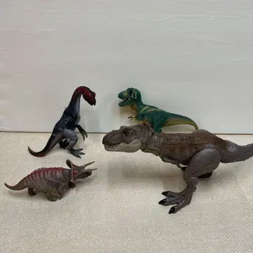 공룡 피규어 4체 세트