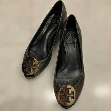 토리버치 펌프스 23.5