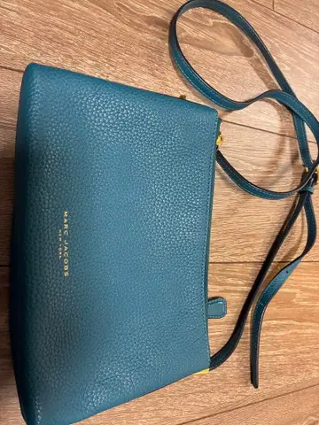 마크 제이콥스 파랑 가죽 숄더백