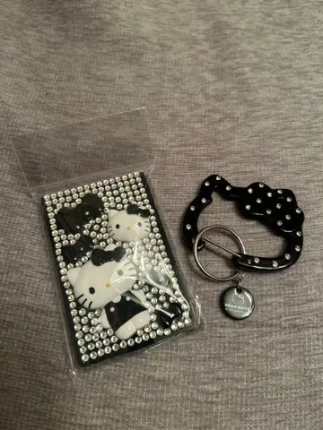 로리즈팜 헬로키티 퀼팅 데코 거울 카라비너 세트