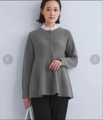 쁘띠 모조 진주 페플럼 풀오버 가디건 그레이