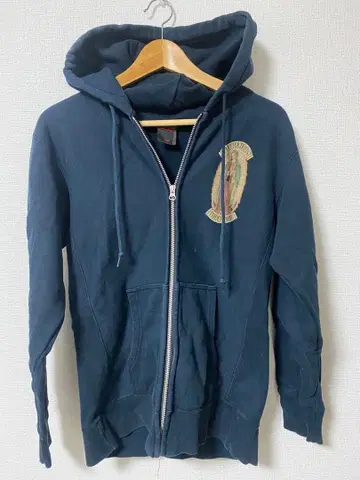 CRIMIE 블랙 후드티 성모 마리아