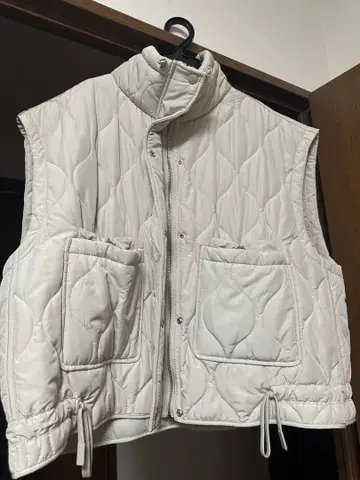 ZARA 퀼팅 베스트