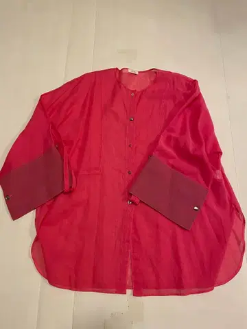 [ 미사용 새상품 ] DES PRES 코튼 오간자 돌먼 슬리브 블라우스