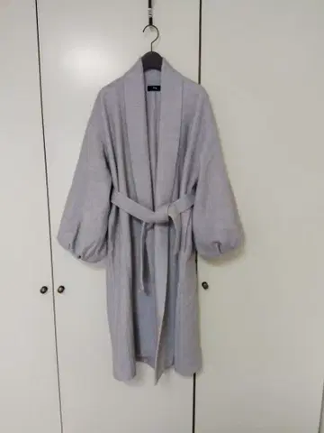 loaf 부클레 가운 코트