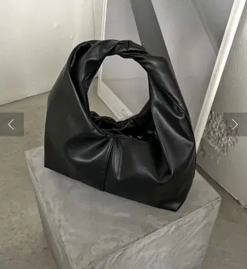 CAPRICIEUX LE'MAGE 카프리슈레마쥬 트위스트 백