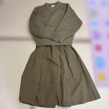 미라 오웬 셋업 볼륨 소매 니트와 자카드 스커트