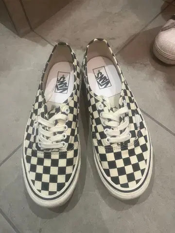 VANS 체커보드 스니커즈