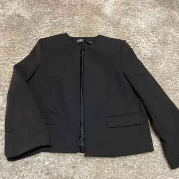 블랙 노카라 자켓 ZARA 자라