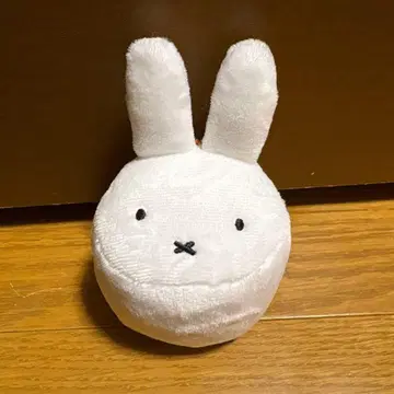 하우스텐보스 나인체 카페 미피 의자 마스코트 키링