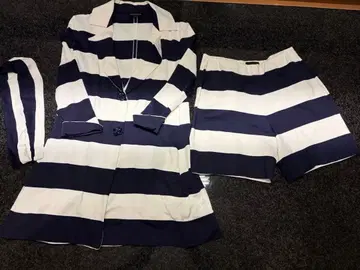 엠포리오 아르마니 셋업 마린 보더 아르마니