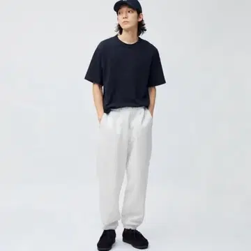 새상품 택 포함 GU 헤비 웨이트 맨투맨 와이드 이지 팬츠