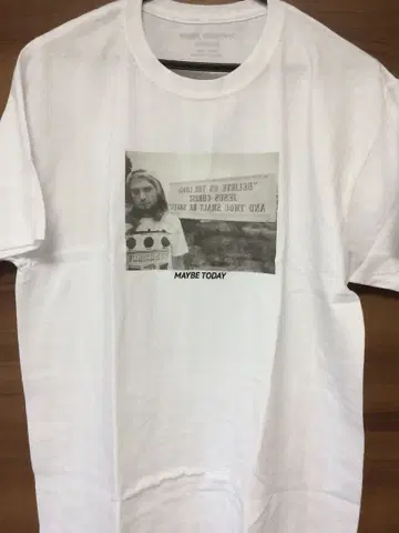 MAYBE TODAY NYC 화이트 M 커트 코베인 nirvana