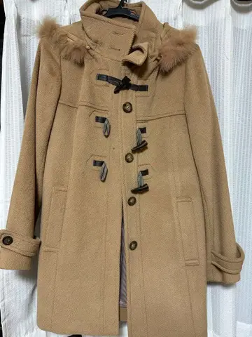 베이지 더플 코트 퍼 포함