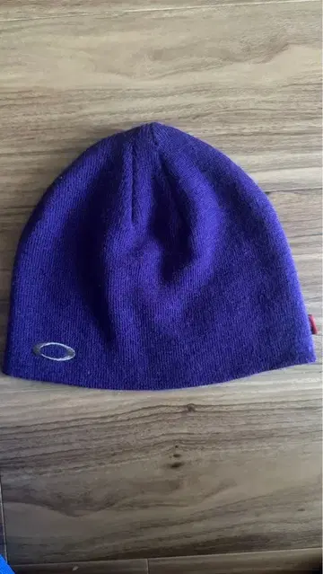00s Oakley 보라색 니트 모자