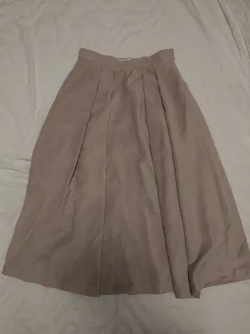 투모로우랜드 베이지 롱 스커트 스웨이드