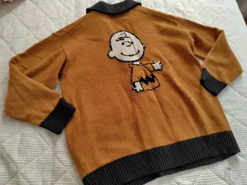 프릭스스토어 찰리 브라운 니트 가디건
